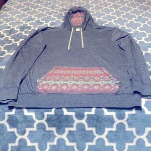 ON THE BYAS Jacket with hood and pockets.